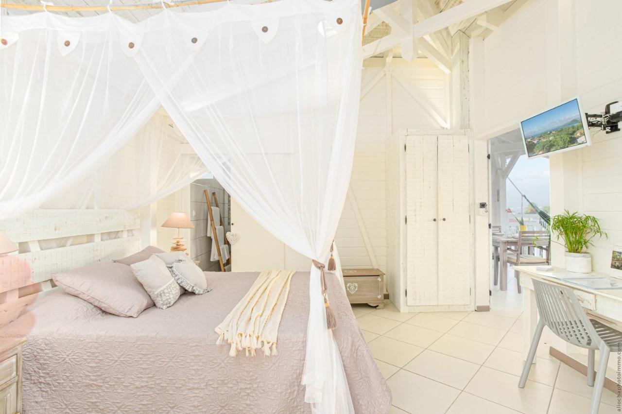 Bungalow Vanille Pacane - Vue Mer Avec Spa Prive Les Trois-Ilets Dış mekan fotoğraf